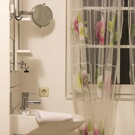 Appartement Tasca Im Feui