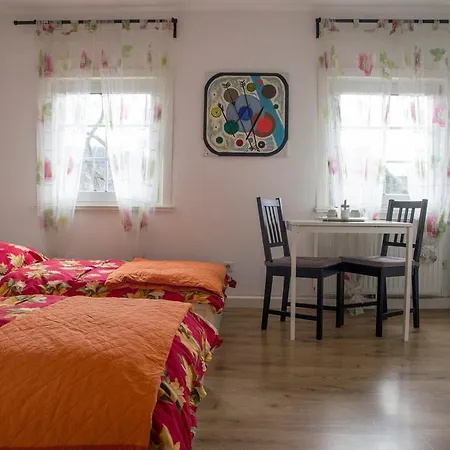 Appartement Tasca Im Feui *